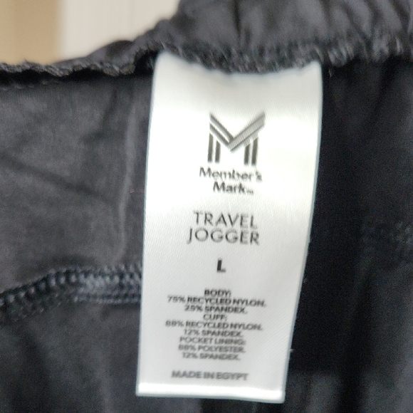 Black Jogger Sweatpants with Elastic Waistband - Picture 6 of 6